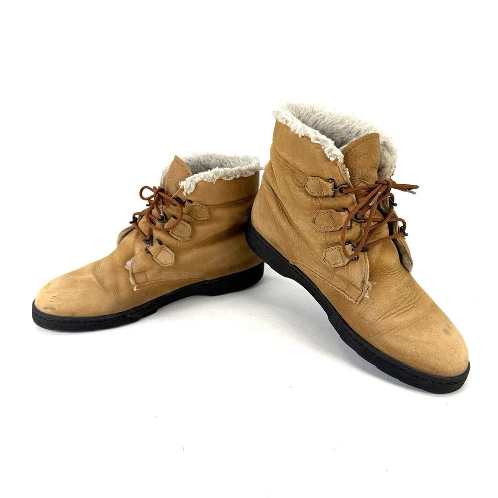 Vintage Sorel Women’s Soft Leather Genuine Virgin Wool Lined Boots 9.5